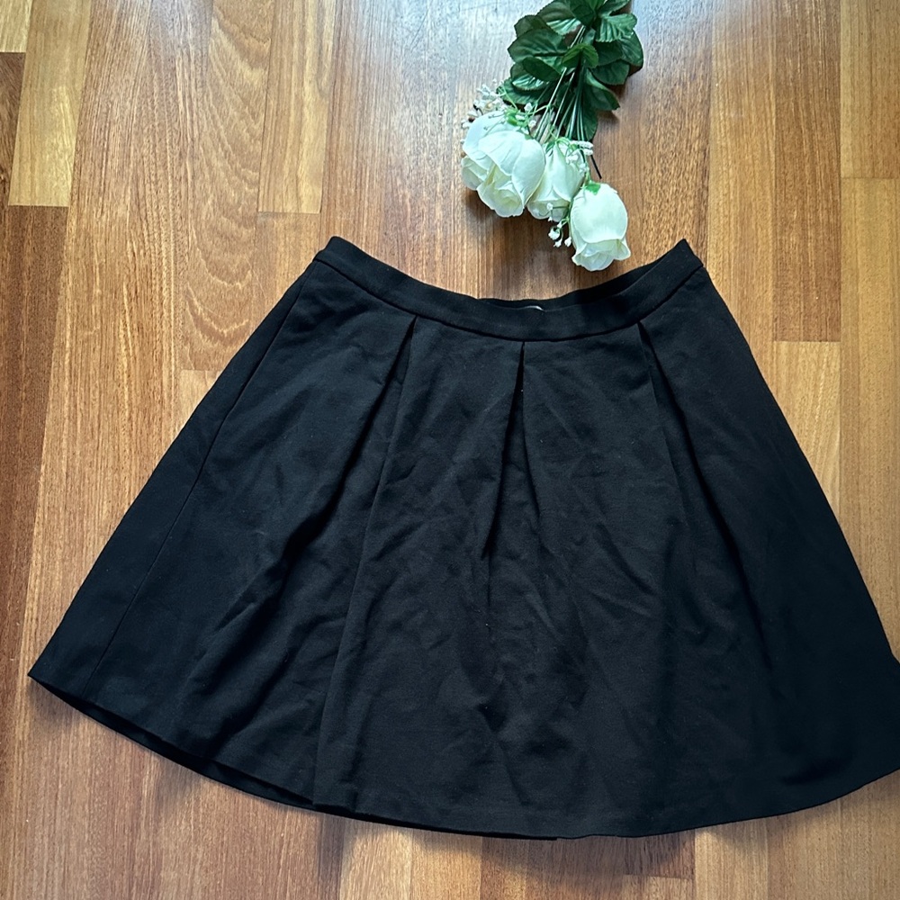 Vince Camuto Black Skater Skirt